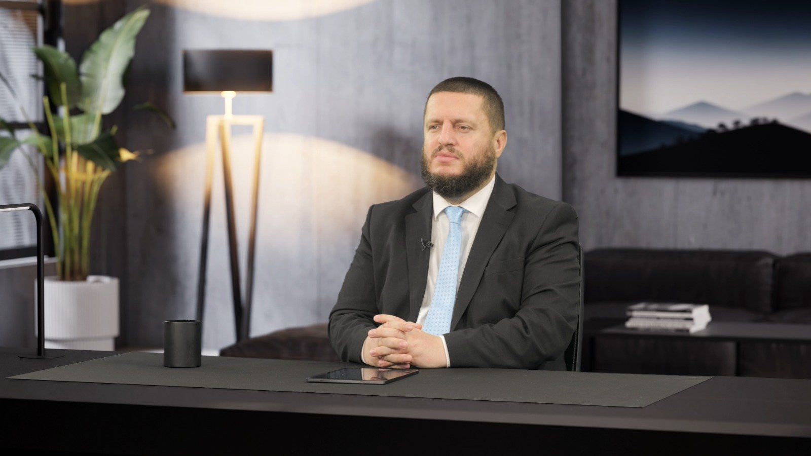 Dr. Sedat Islami Portret 2